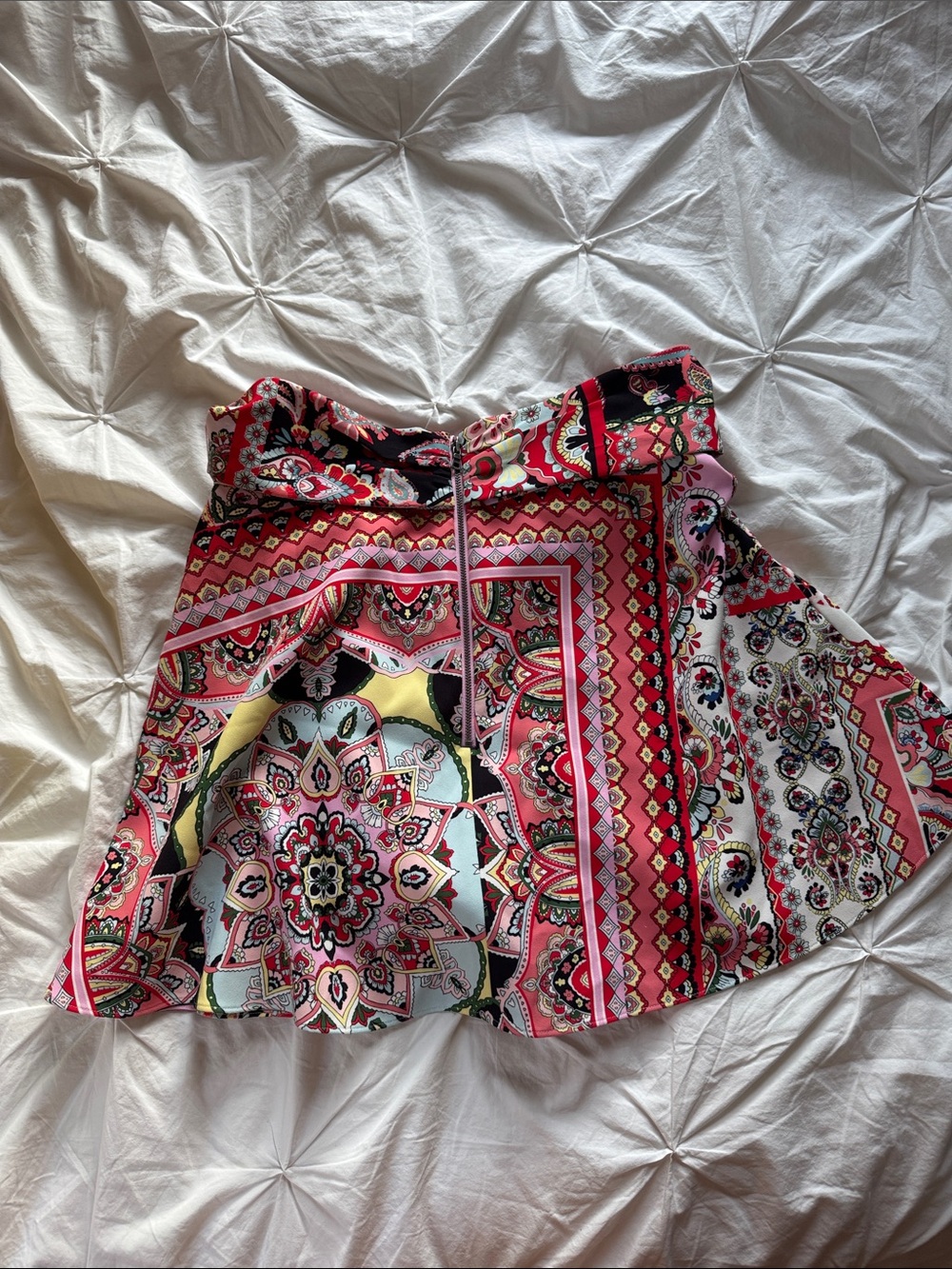 Alice + Olivia Pink and Red Paisley Tie-Waist Skater Skirt - Picture 3 of 3